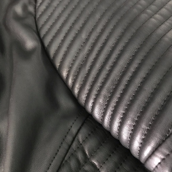 Leather Jacket - Picture 4 of 4